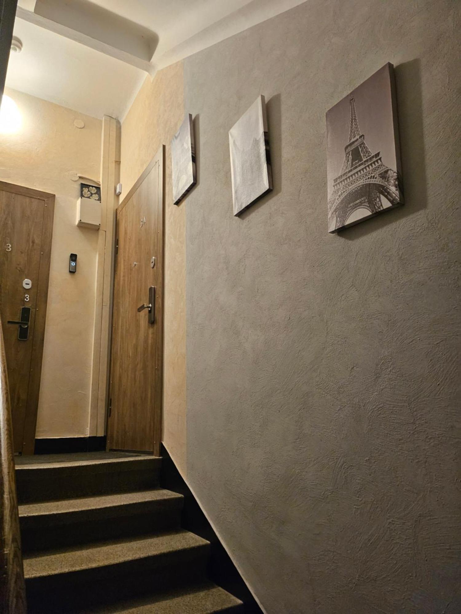 Kauno Apartamentai King Size Bed Kaunas Eksteriør billede